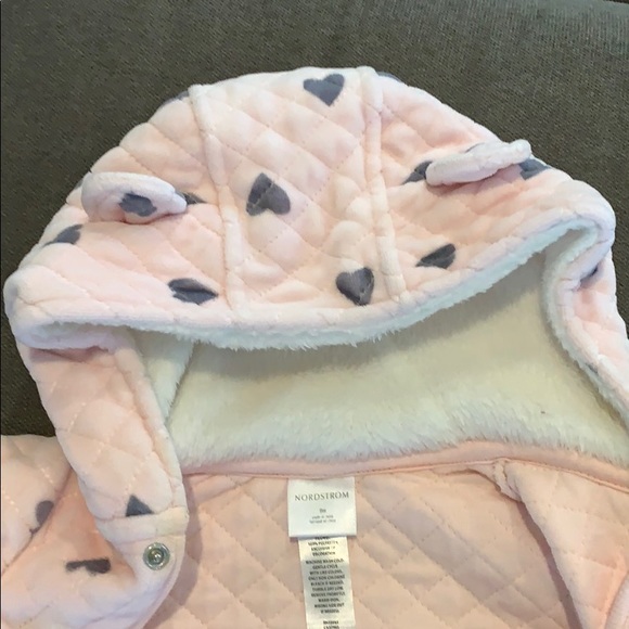 Pink snowsuit with gray hearts size 9 months - Picture 3 of 4